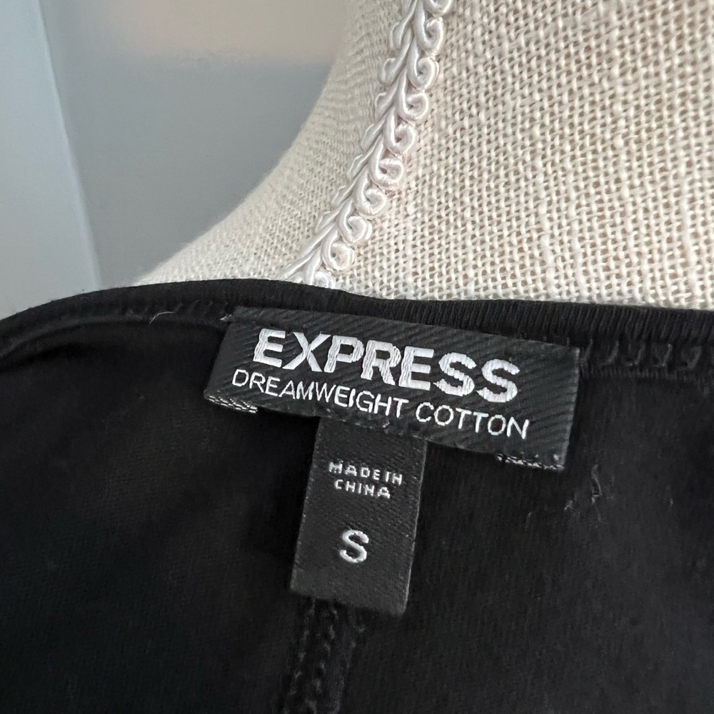 Express Tank Top - Picture 4 of 4